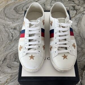 Gucci White Embroidered Bee & Star Sneakers w/ Beige Red & Blue Stripe size 6.5